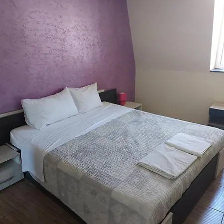 Home Hostel Plovdiv Хостел